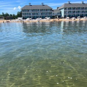 Meet your Posher, Cas